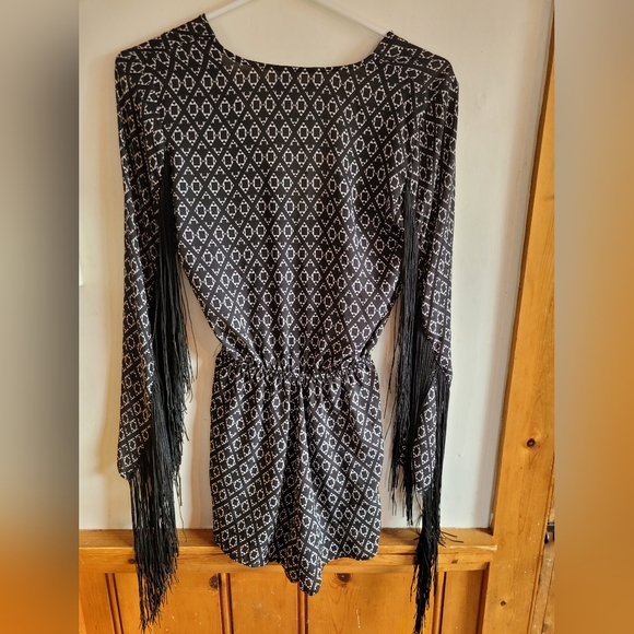 3/30$🎉SALE!!!🎉 H&M Coachella Fringe Romper💕🌻 - Picture 4 of 5